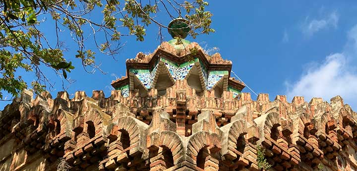 Seminario de Crítica: «Diálogos interculturales a través del diseño: arabismos normativos de Gaudí y Goytisolo»